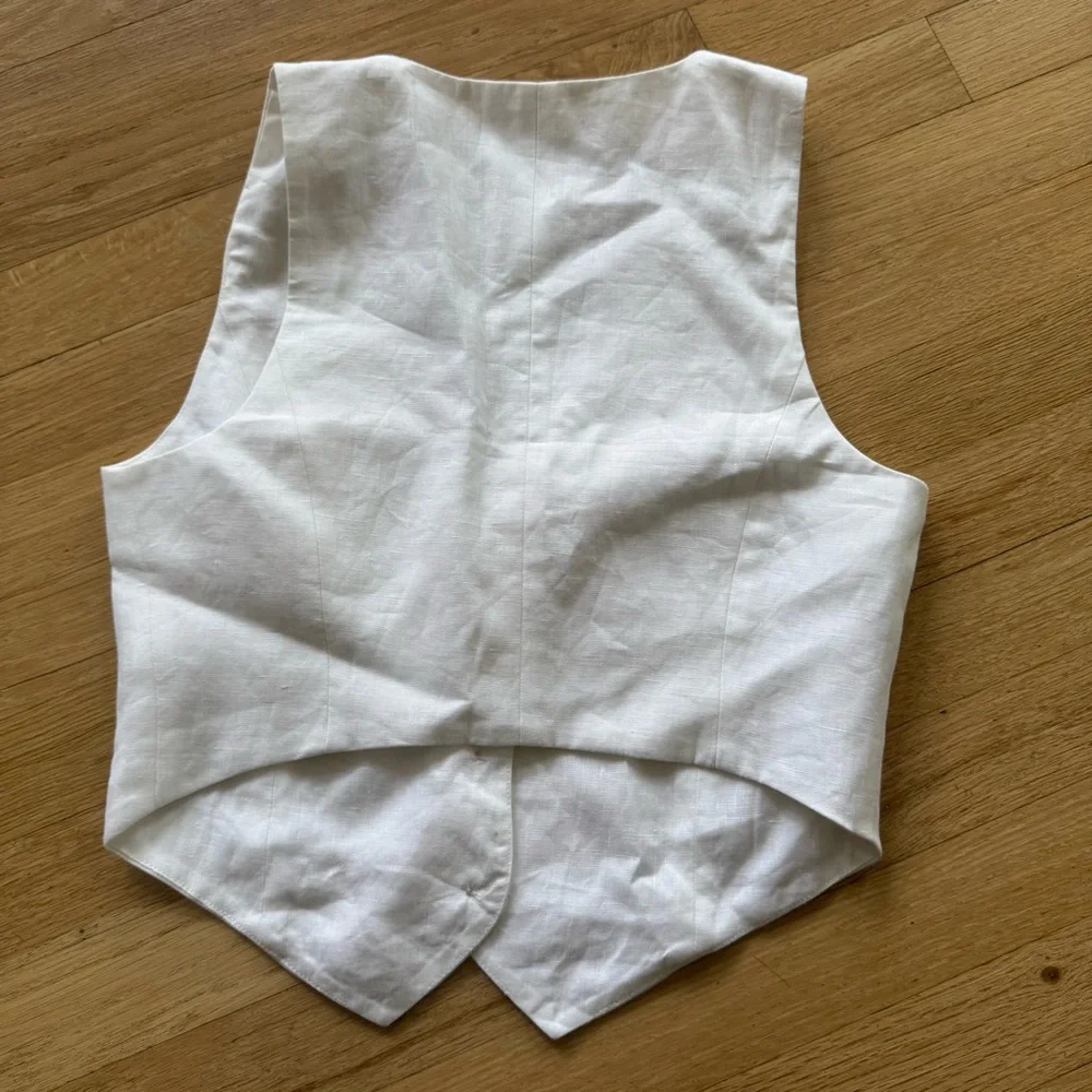Aritzia Wilfred Pacino Linen Vest - Picture 5 of 8